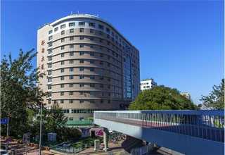 淄博塑胶场地铺装